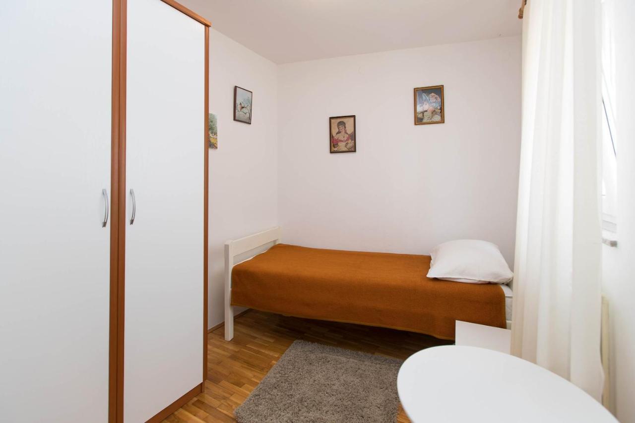 קריקווניצה Apartmani Vera מראה חיצוני תמונה